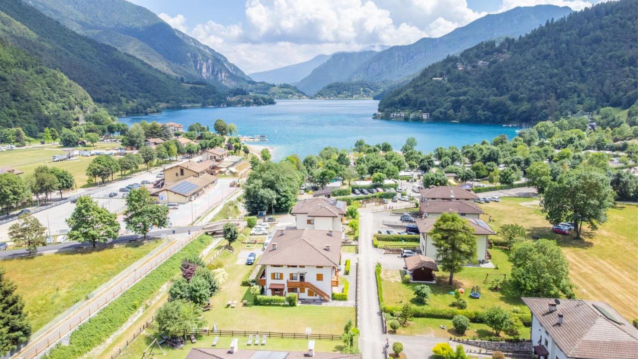 Casa Lucia Lägenhet Pieve Di Ledro Exteriör bild