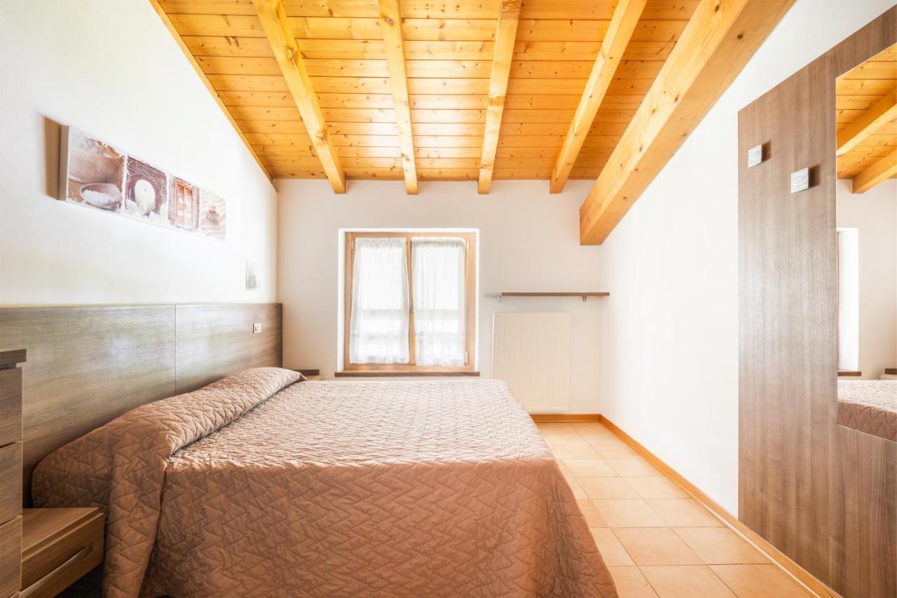 Casa Lucia Lägenhet Pieve Di Ledro Exteriör bild