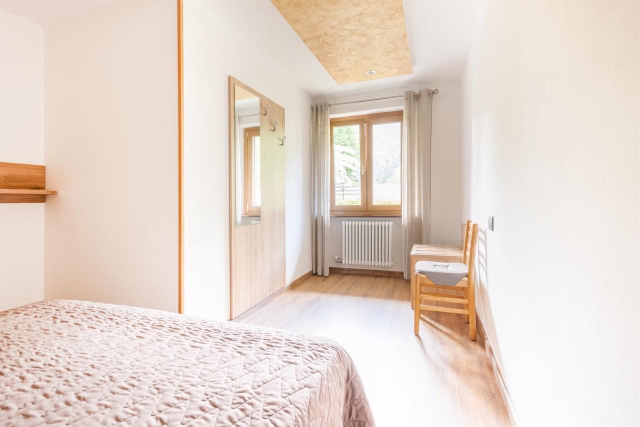 Casa Lucia Lägenhet Pieve Di Ledro Exteriör bild