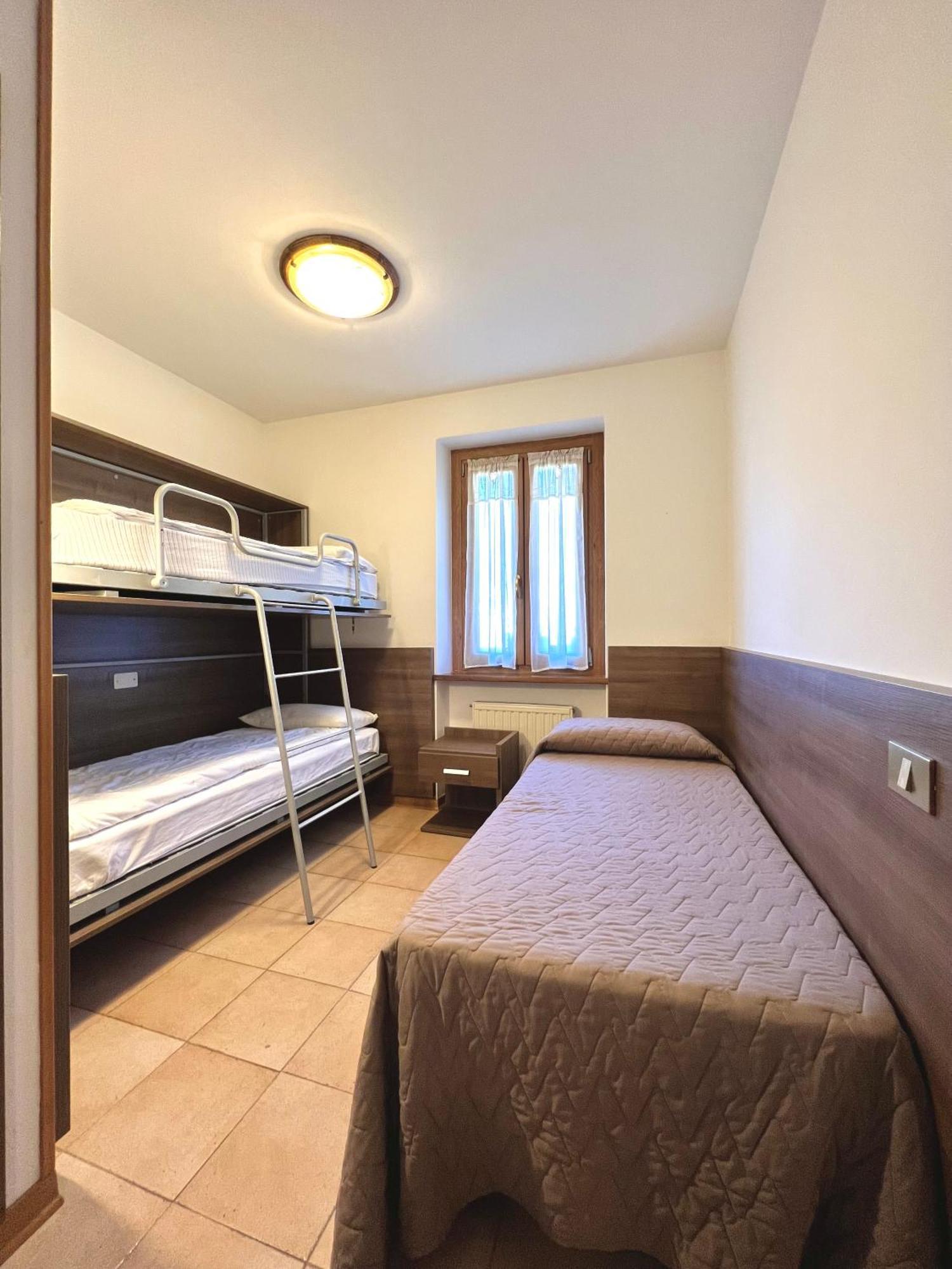 Casa Lucia Lägenhet Pieve Di Ledro Exteriör bild