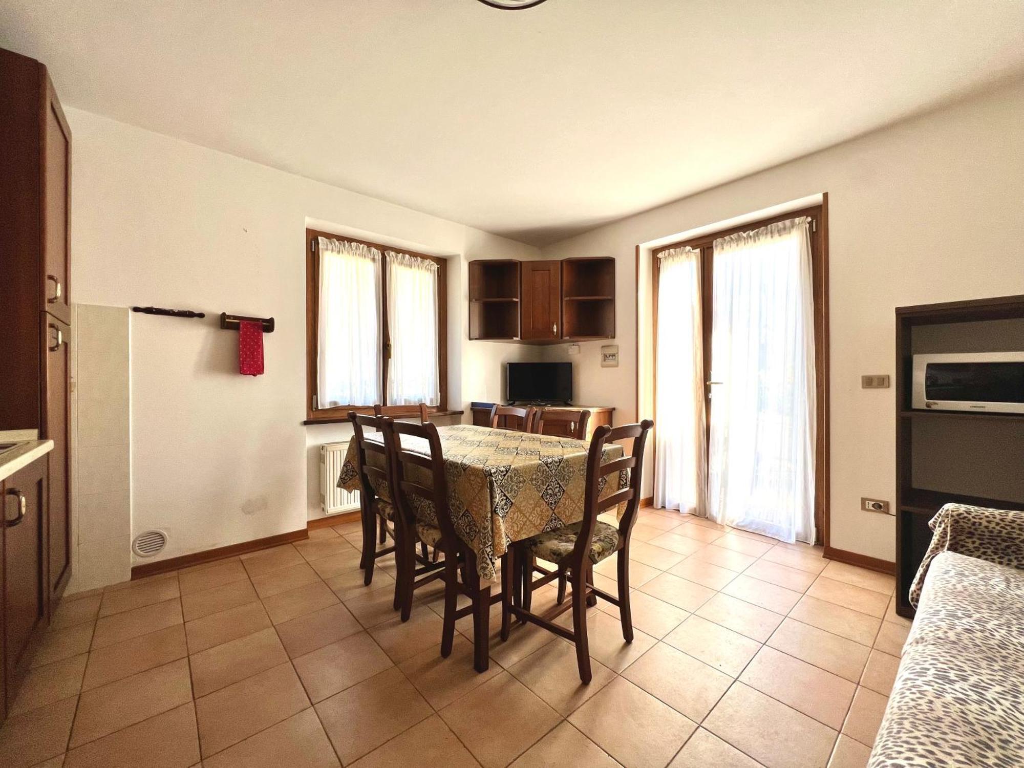 Casa Lucia Lägenhet Pieve Di Ledro Exteriör bild