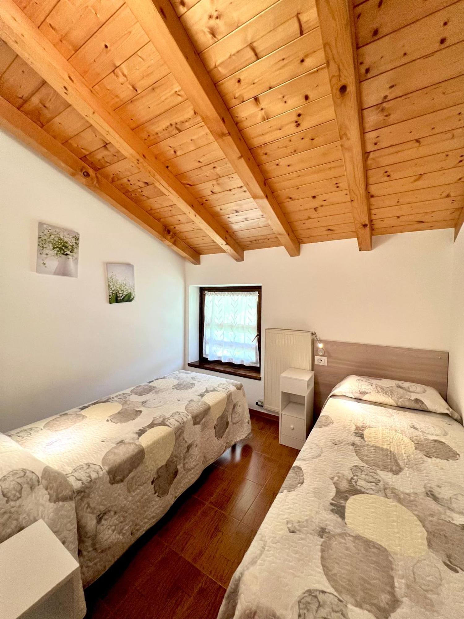 Casa Lucia Lägenhet Pieve Di Ledro Exteriör bild