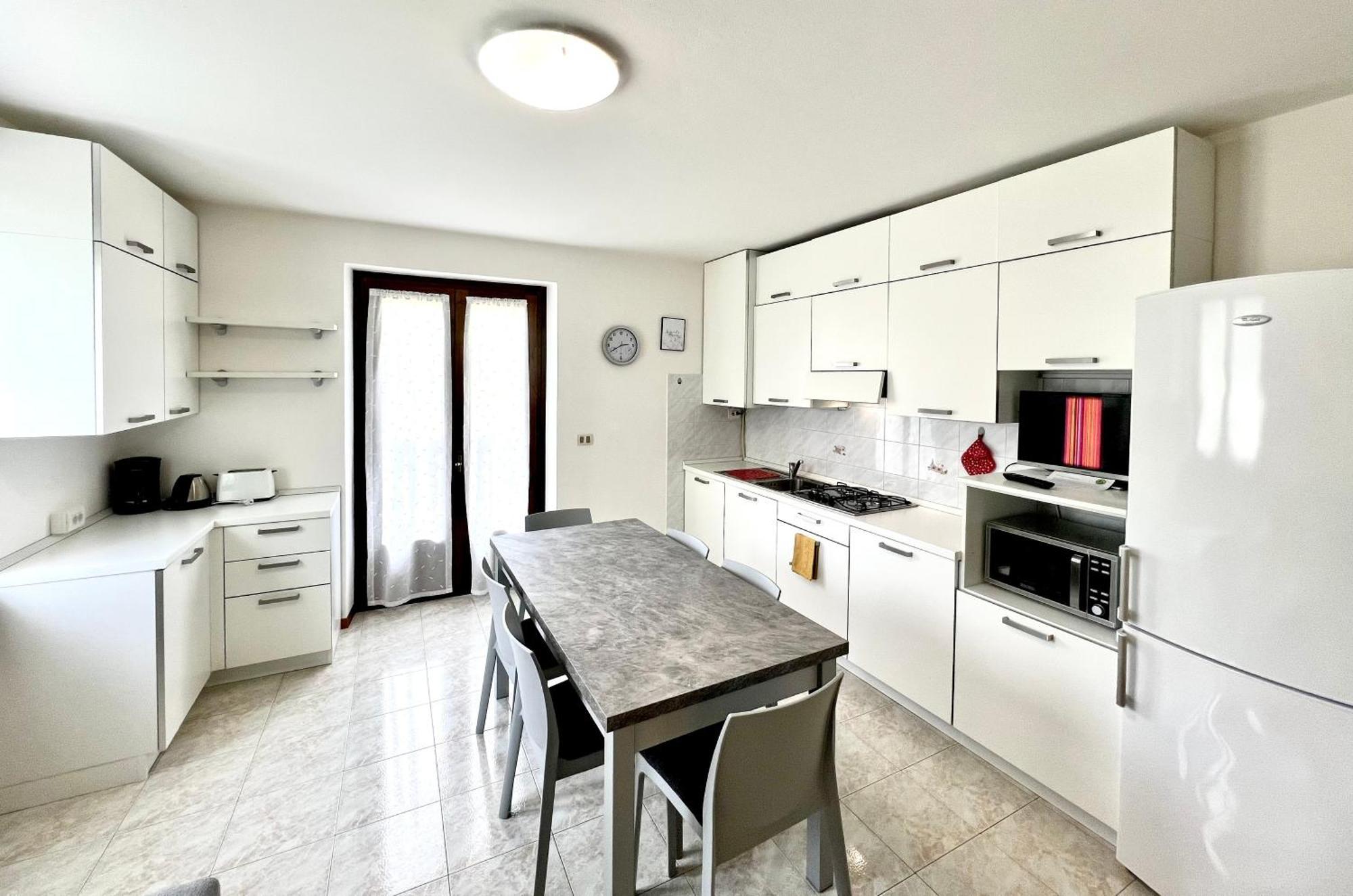 Casa Lucia Lägenhet Pieve Di Ledro Exteriör bild